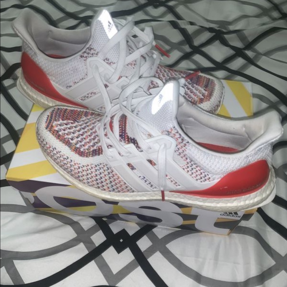 Ultraboost Multicolor 2.0